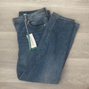 NWT High waisted Mom Jeans